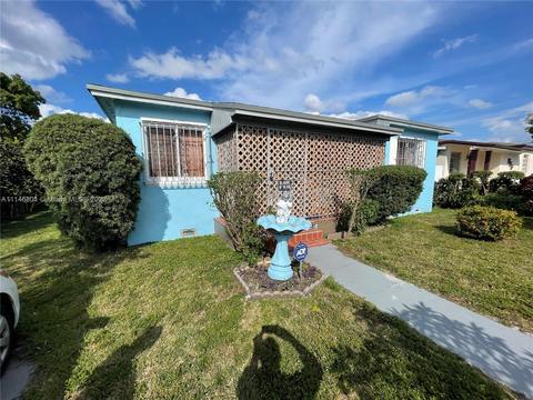 981 E 27th St, Hialeah, FL 33013 photo 1