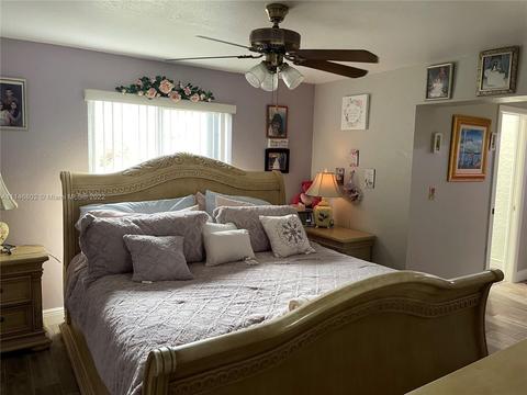 871 Hialeah Dr, Hialeah, FL 33010 photo 7
