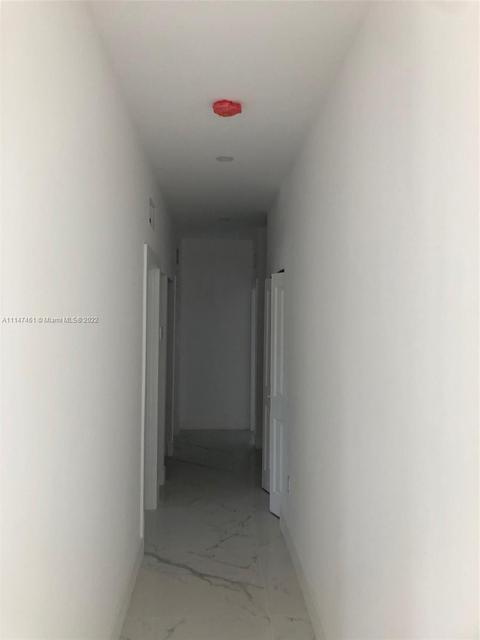 780 SE 4th St, Hialeah, FL 33010 photo 8
