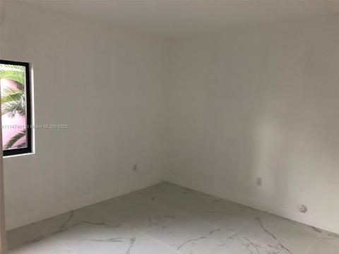 780 SE 4th St, Hialeah, FL 33010 photo 16