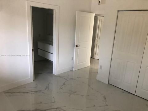 780 SE 4th St, Hialeah, FL 33010 photo 10