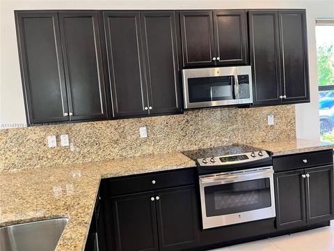 3359 W 97th Ter, Hialeah, FL 33018 photo 30