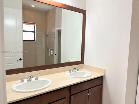 3359 W 97th Ter, Hialeah, FL 33018 photo 10