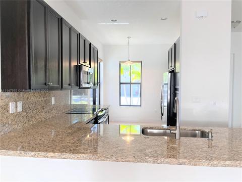 3359 W 97th Ter, Hialeah, FL 33018 photo 29