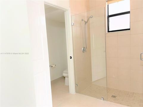 3359 W 97th Ter, Hialeah, FL 33018 photo 9