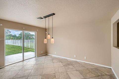 4453 SE Graham Dr, Stuart, FL 34997 photo 13