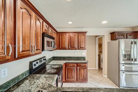 4453 SE Graham Dr, Stuart, FL 34997 photo 10