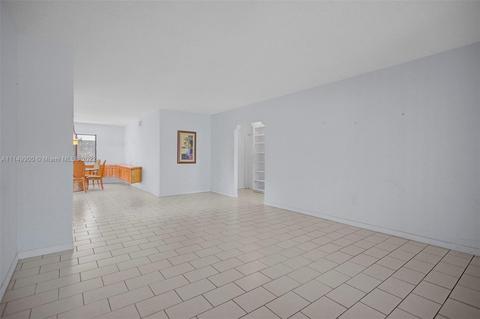 8843 Abbott Ave, Surfside, FL 33154 photo 4