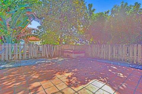 8843 Abbott Ave, Surfside, FL 33154 photo 18