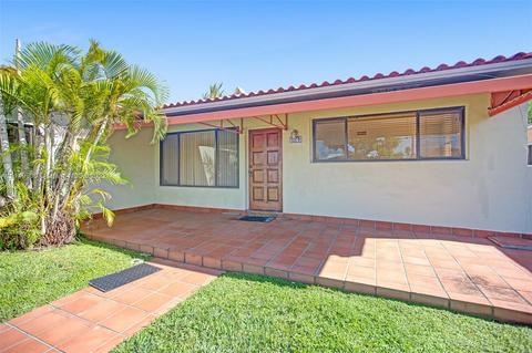 8843 Abbott Ave, Surfside, FL 33154 photo 2