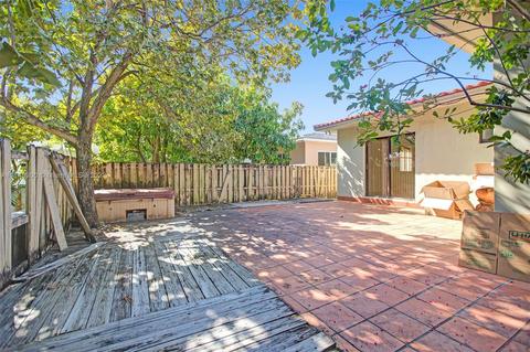 8843 Abbott Ave, Surfside, FL 33154 photo 21