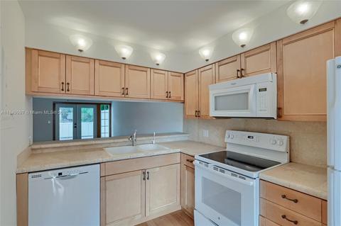 6327 Riverwalk Ln #2, Jupiter, FL 33458 photo 14