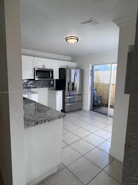 273 E 2nd St #3, Hialeah, FL 33010 photo 14
