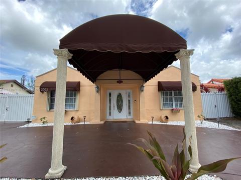 721 NE 3rd Pl, Hialeah, FL 33010 photo 1