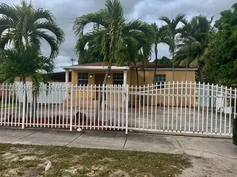 541 SE 2nd St, Hialeah, FL 33010 photo 1
