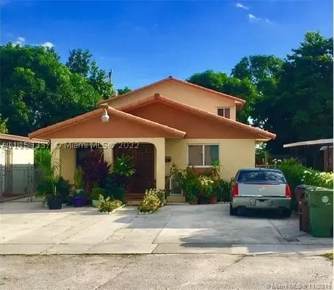 760 E 33rd St, Hialeah, FL 33013 photo 1