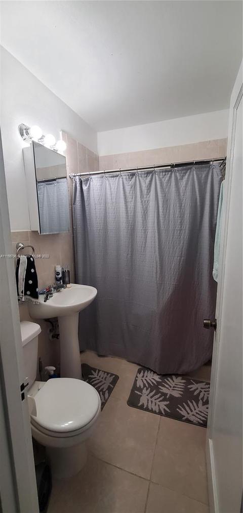 5825 SW 9th Ter, West Miami, FL 33144 photo 5
