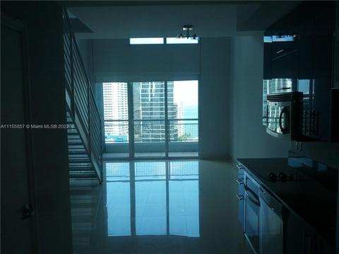 60 SW 13 St #2014, Miami, FL 33130 photo 2
