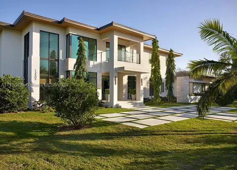 12505 Vista Ln, Pinecrest, FL 33156