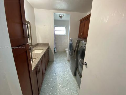 166 E 40th St, Hialeah, FL 33013 photo 6