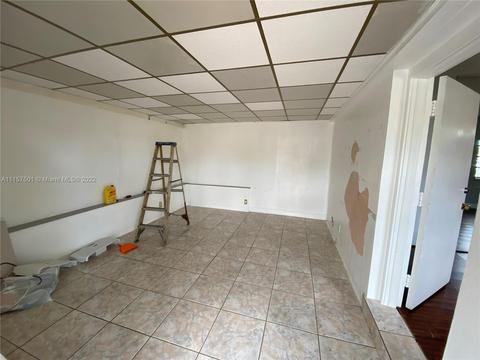 166 E 40th St, Hialeah, FL 33013 photo 10