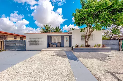 1435 W 3rd Ave, Hialeah, FL 33010 photo 1