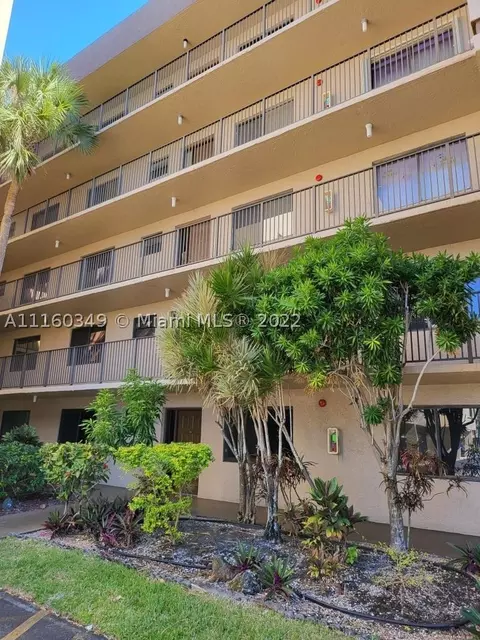 8010 Hampton Blvd #511, North Lauderdale, FL 33068 photo 1