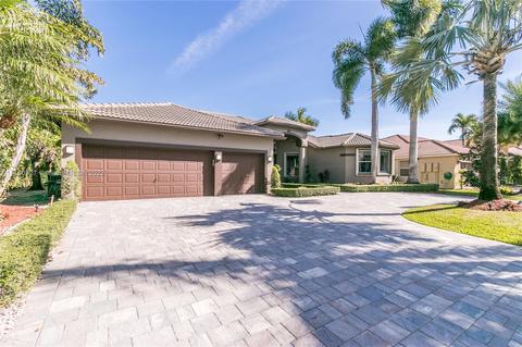 2498 Eagle Run Dr, Weston, FL 33327 photo 2