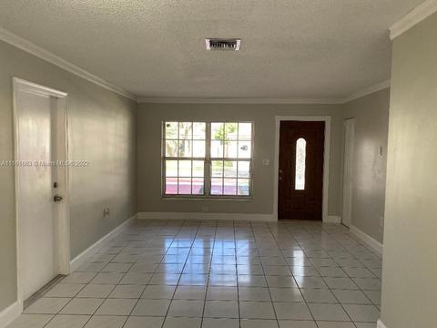 9050 NW 192nd Ter, Hialeah, FL 33018 photo 5