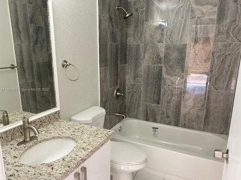 9050 NW 192nd Ter, Hialeah, FL 33018 photo 9