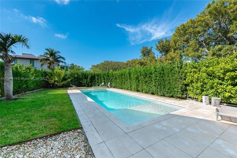 255 Harbor Dr, Key Biscayne, FL 33149 photo 3