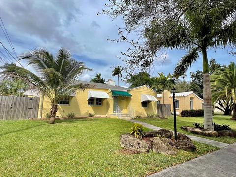369 Pinecrest Dr, Miami Springs, FL 33166 photo 1