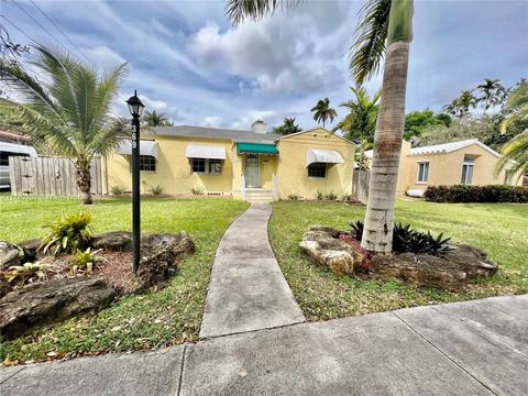 369 Pinecrest Dr, Miami Springs, FL 33166 photo 4