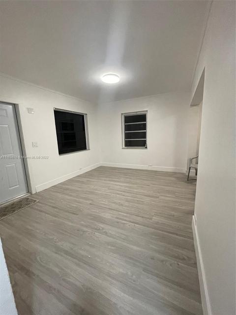 631 E 47th St, Hialeah, FL 33013 photo 18