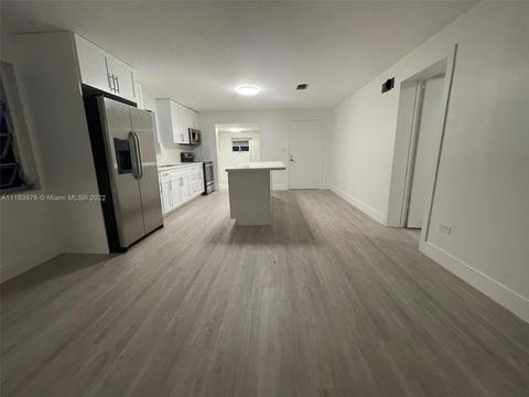 631 E 47th St, Hialeah, FL 33013 photo 2