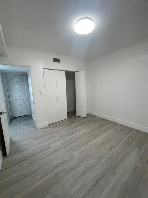 631 E 47th St, Hialeah, FL 33013 photo 11