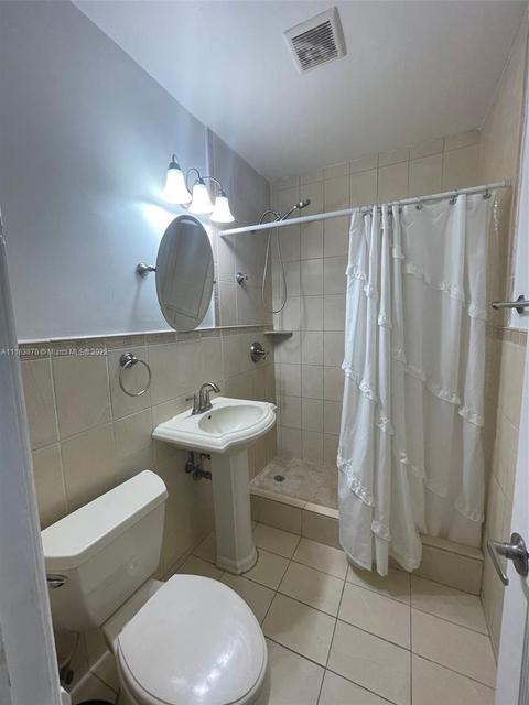631 E 47th St, Hialeah, FL 33013 photo 15