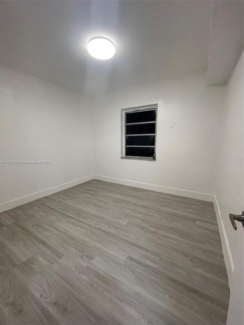 631 E 47th St, Hialeah, FL 33013 photo 10