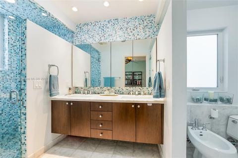 467 Loretto Ave, Coral Gables, FL 33146 photo 14