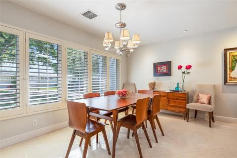 467 Loretto Ave, Coral Gables, FL 33146 photo 8