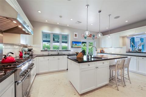 467 Loretto Ave, Coral Gables, FL 33146 photo 6