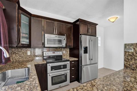 5941 S Sable Cir, Margate, FL 33063 photo 11