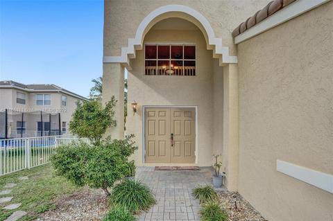 5941 S Sable Cir, Margate, FL 33063 photo 5