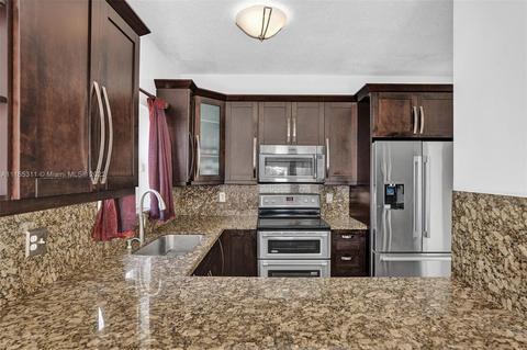 5941 S Sable Cir, Margate, FL 33063 photo 16