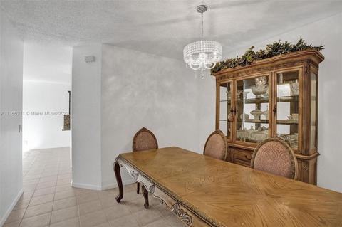 5941 S Sable Cir, Margate, FL 33063 photo 10