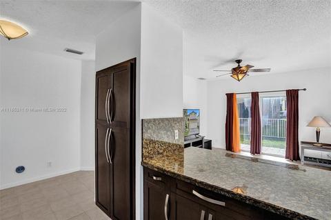 5941 S Sable Cir, Margate, FL 33063 photo 13