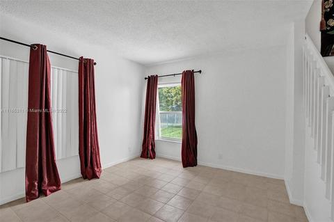 5941 S Sable Cir, Margate, FL 33063 photo 7