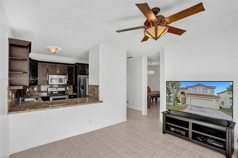 5941 S Sable Cir, Margate, FL 33063 photo 17