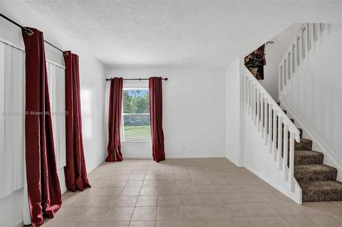 5941 S Sable Cir, Margate, FL 33063 photo 6
