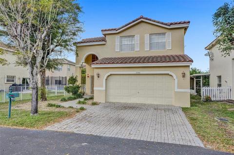 5941 S Sable Cir, Margate, FL 33063 photo 3